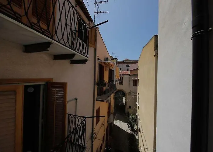 Tower Sea View Διαμέρισμα Cefalù